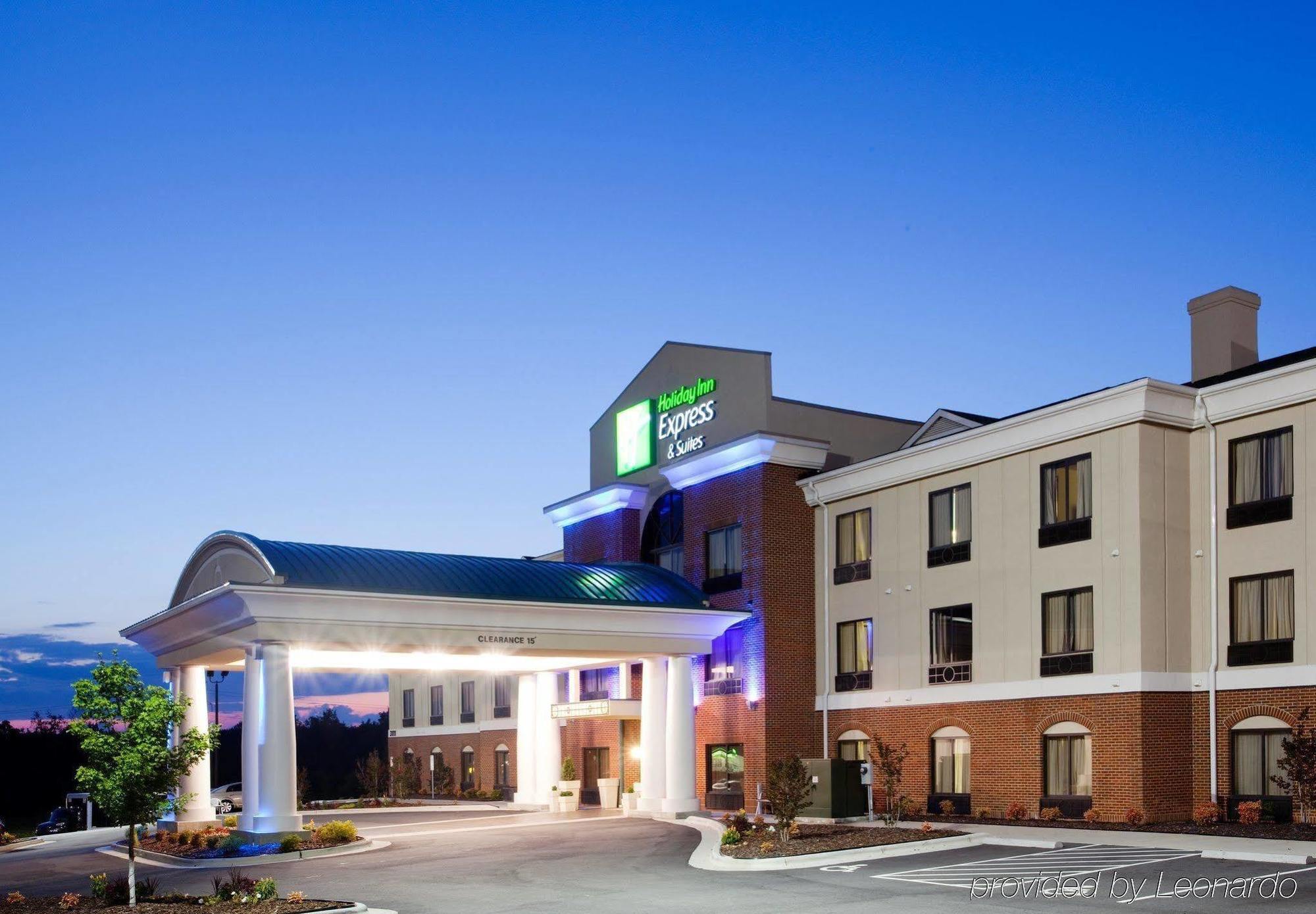 Holiday Inn Express Hotel & Suites Greensboro-East, An Ihg Hotel Kültér fotó