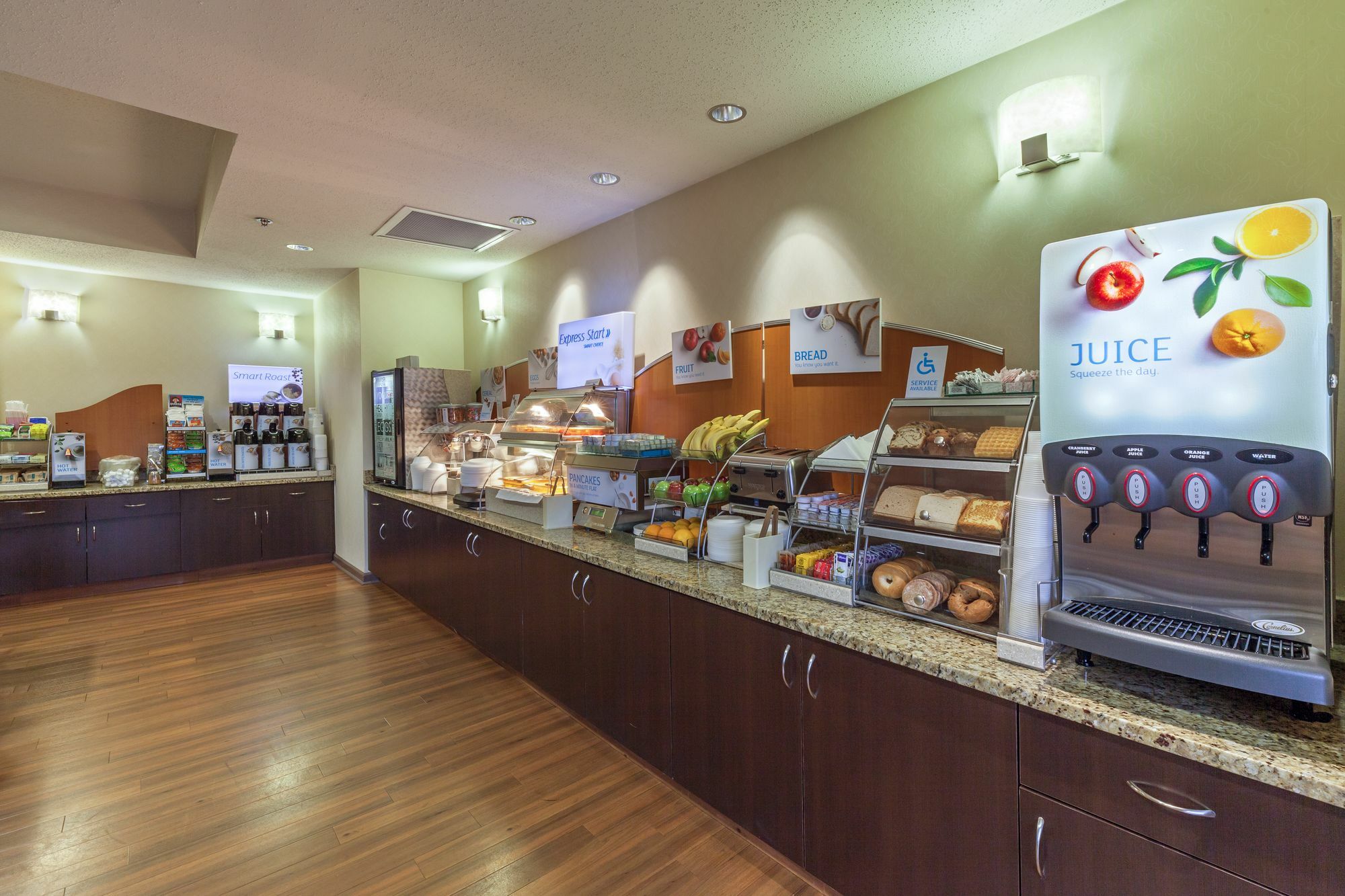 Holiday Inn Express Hotel & Suites Greensboro-East By Ihg Kültér fotó