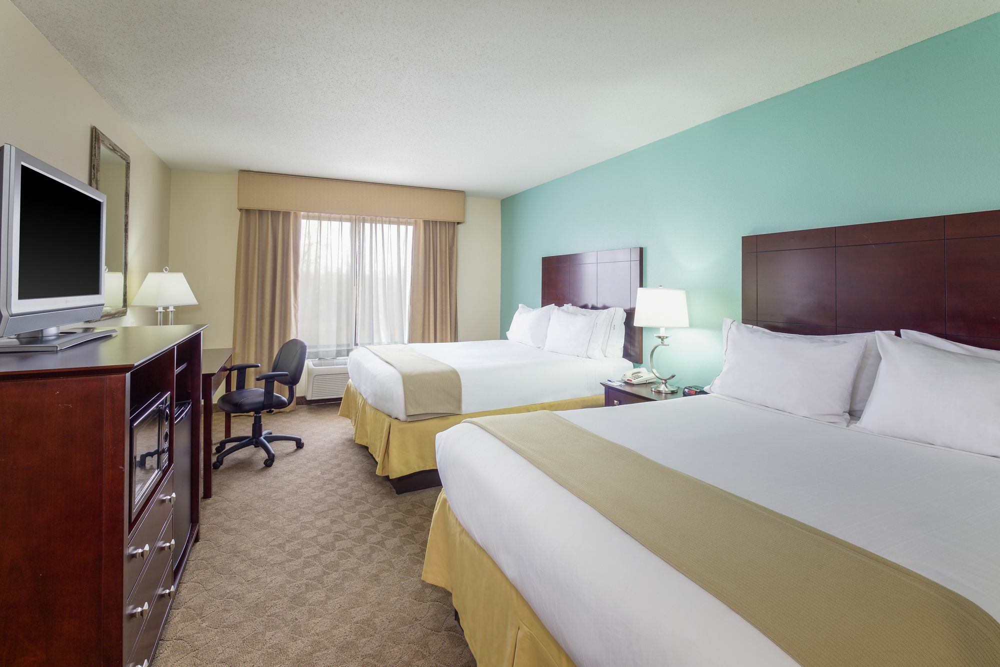 Holiday Inn Express Hotel & Suites Greensboro-East By Ihg Kültér fotó